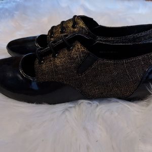 Brand New Go Max Oxfords